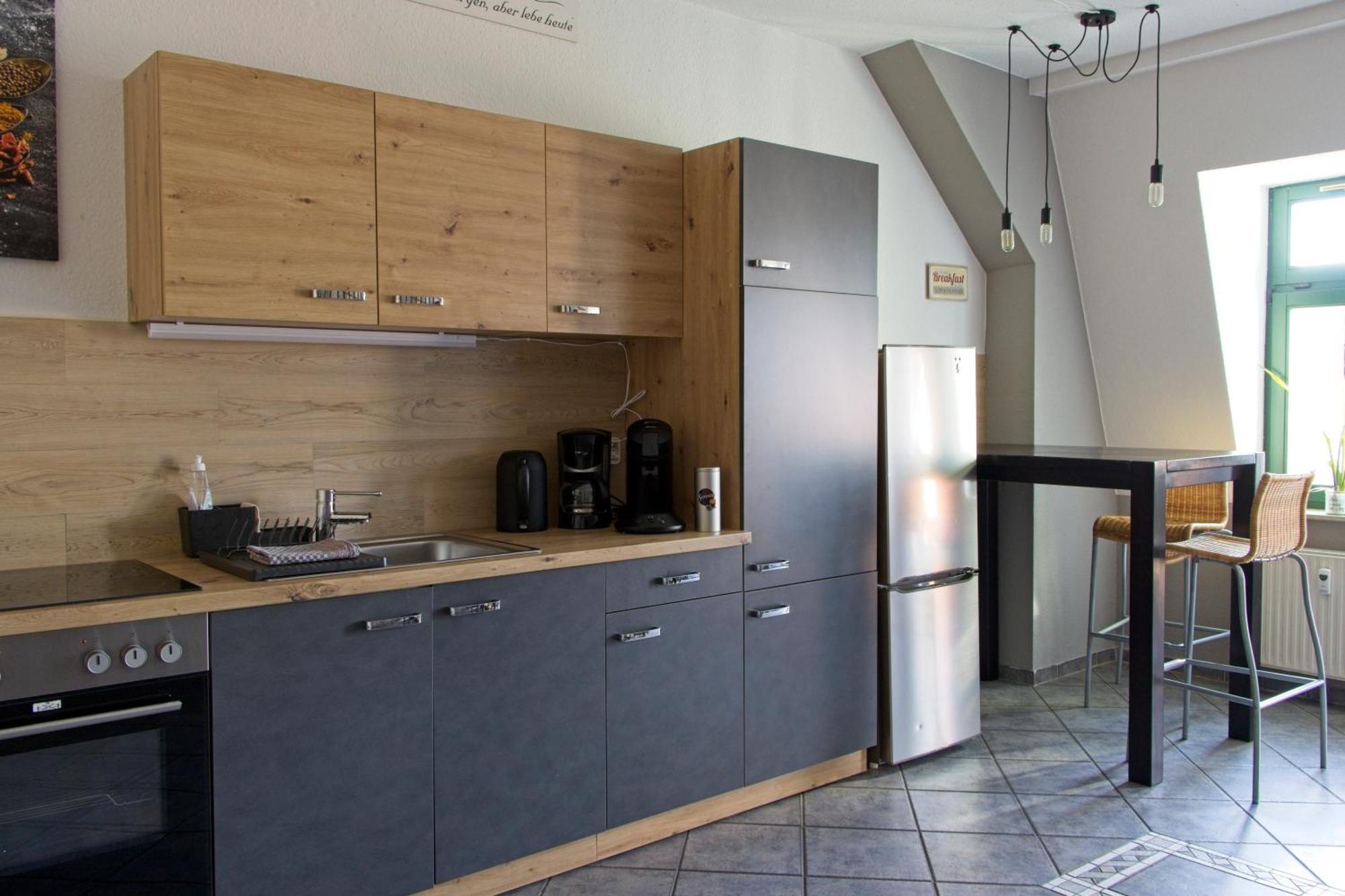 Neustadt-Aussicht - Grosse Wohnung Mit Balkon เดรสเดน ภายนอก รูปภาพ