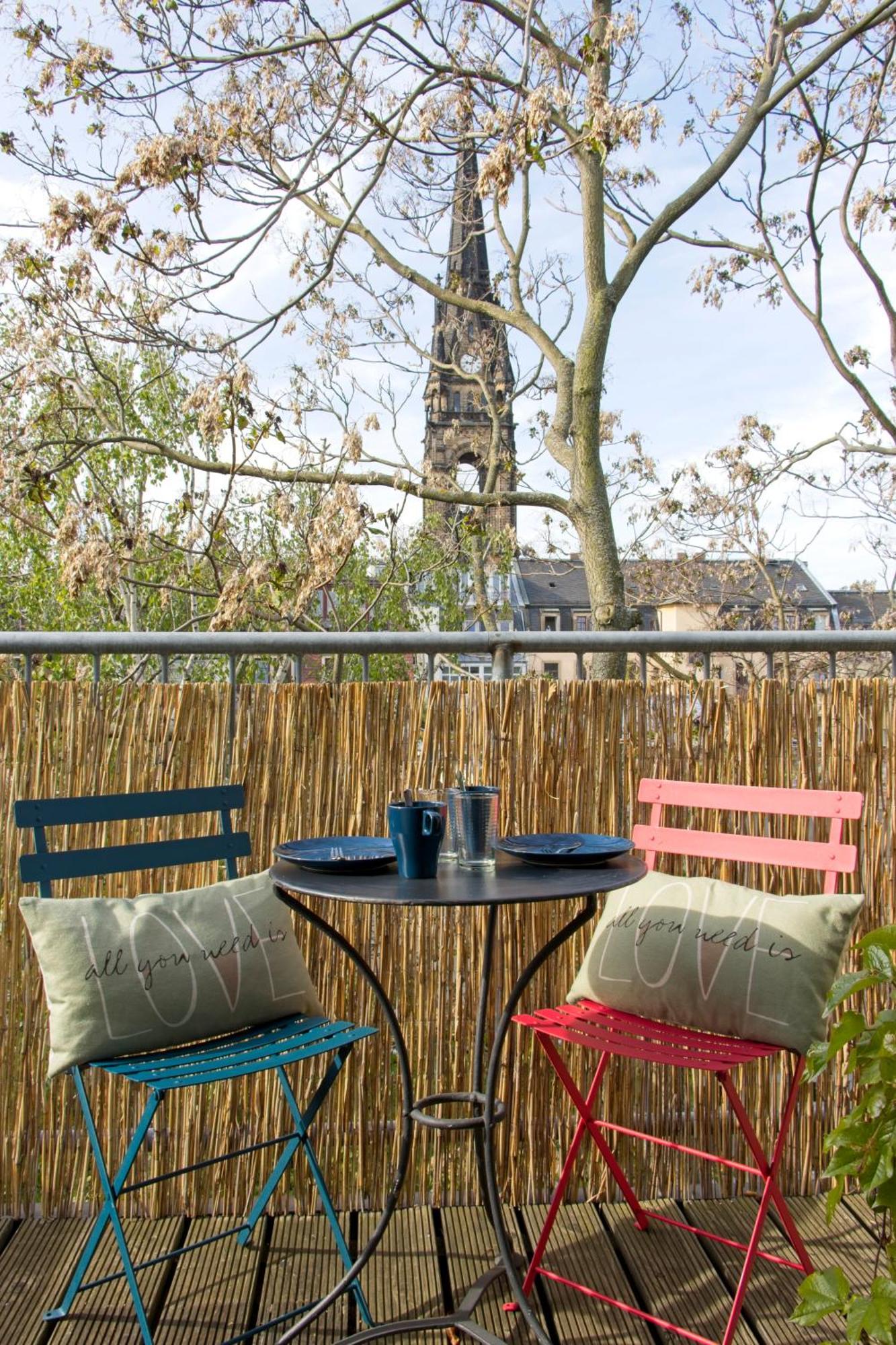 Neustadt-Aussicht - Grosse Wohnung Mit Balkon เดรสเดน ภายนอก รูปภาพ